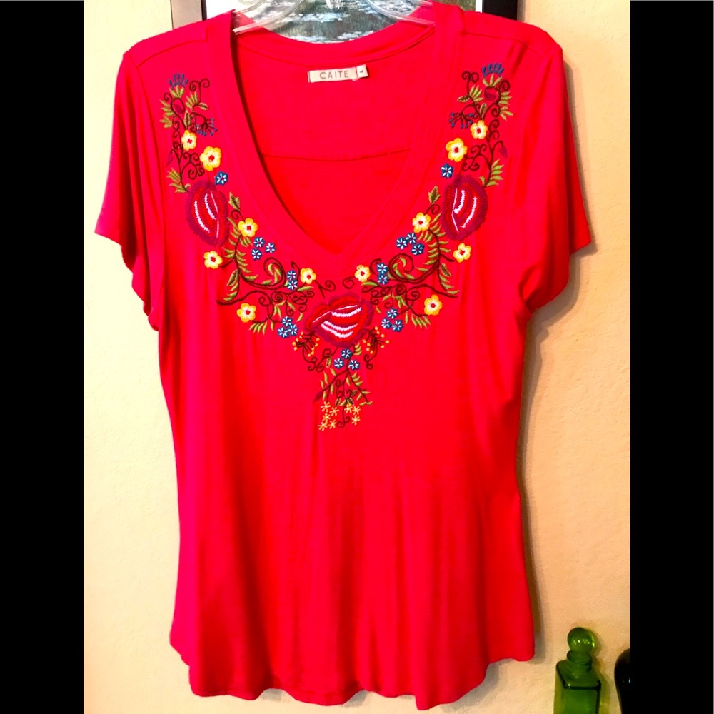 Pretty Embroidered Tee Large by Caite